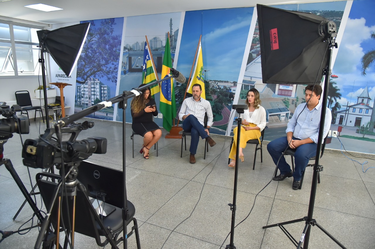 Aparecida anuncia teleatendimento para informações sobre ações de assistência social