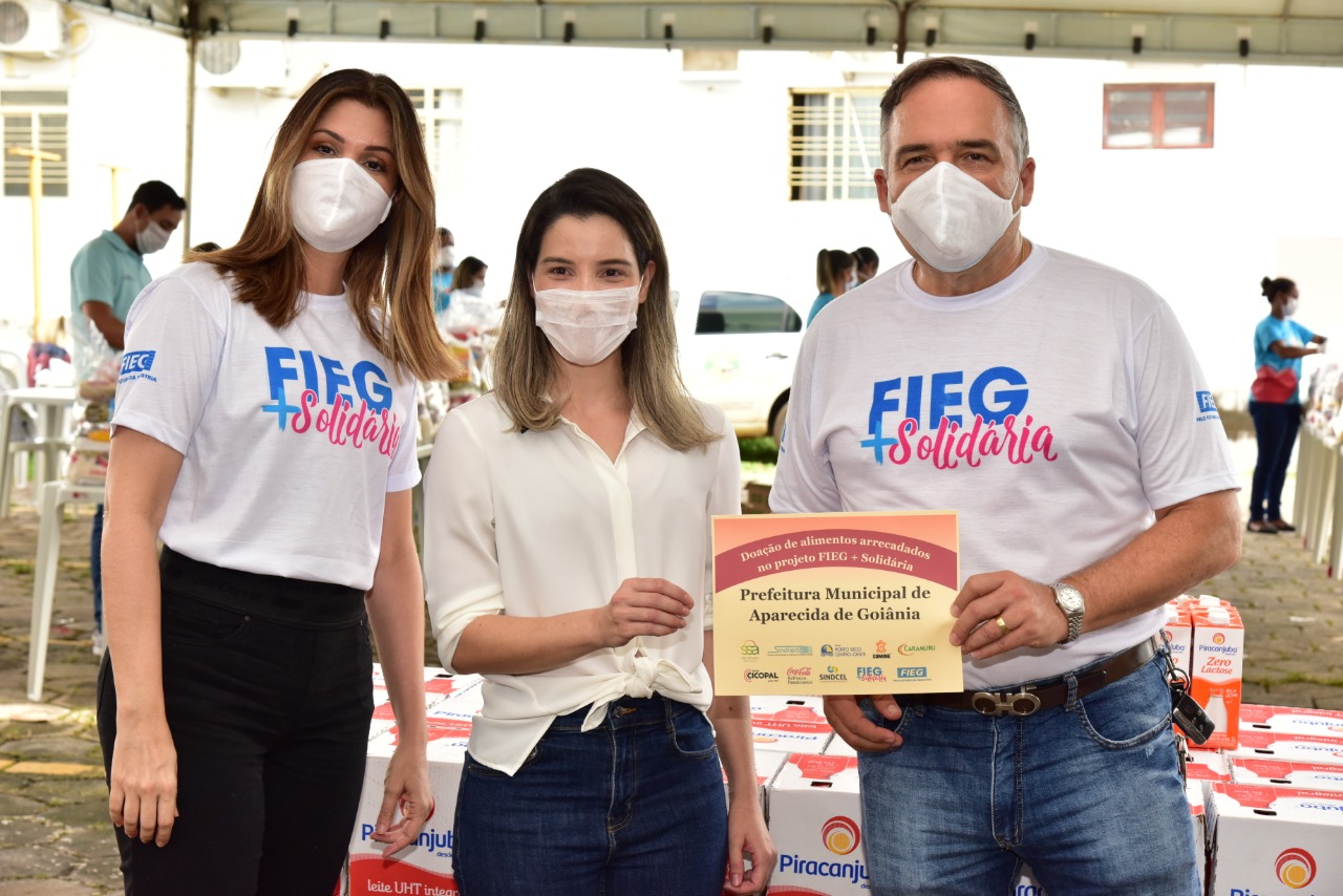 Secretaria de Assistência Social recebe 1,2 mil litros de leite da Fieg
