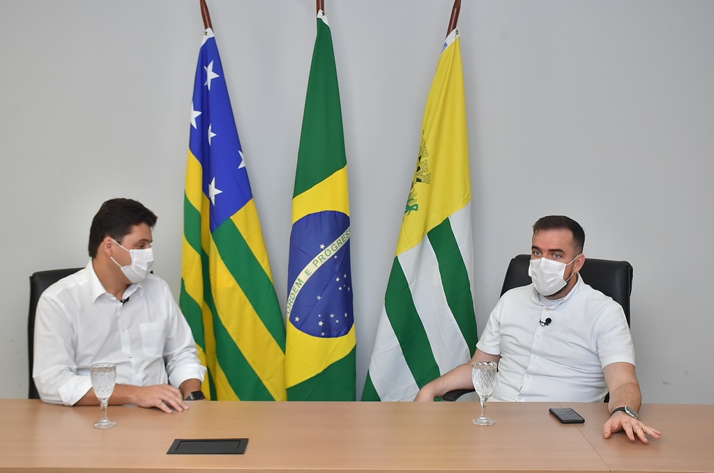 Em live, prefeito de Aparecida enfatiza prevenção ao coronavírus e cogita escalonamento