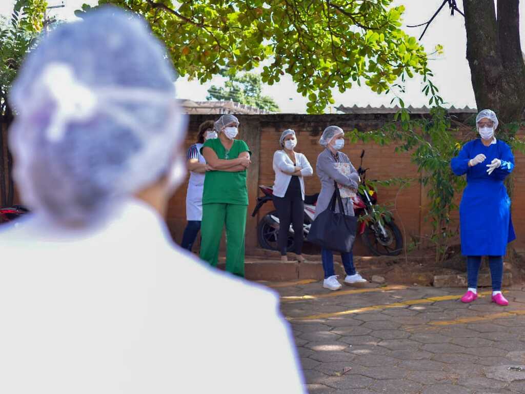 Servidores do Cais Nova Era recebem capacitação para prevenção durante assistência a infectados