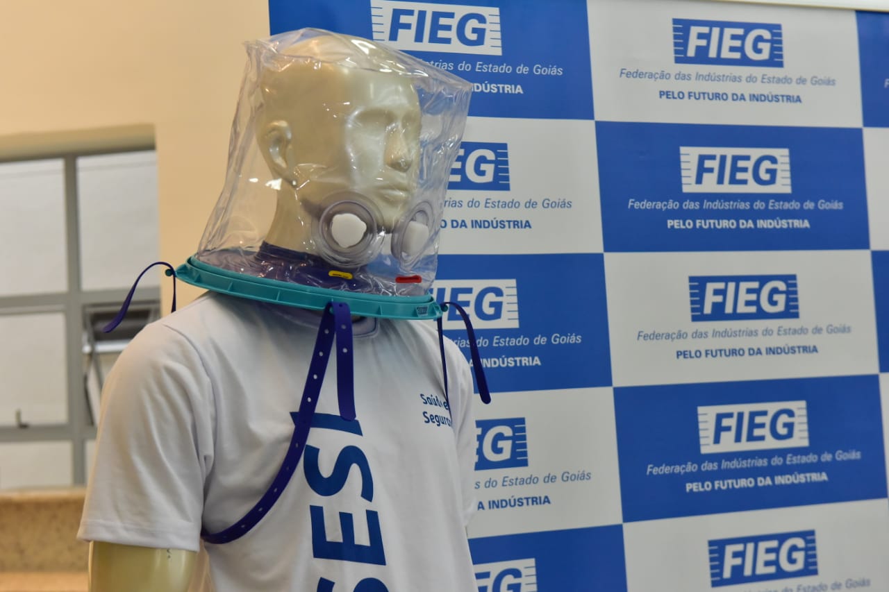 Saúde de Aparecida recebe 10 capacetes Elmo para combate à Covid-19
