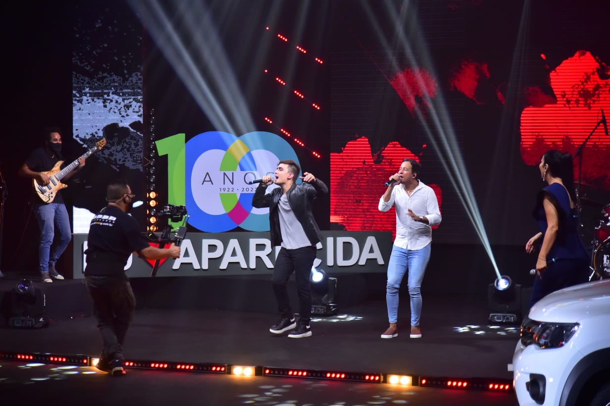 Música, humor e prêmios marcam 12ª edição do Aparecida É Show