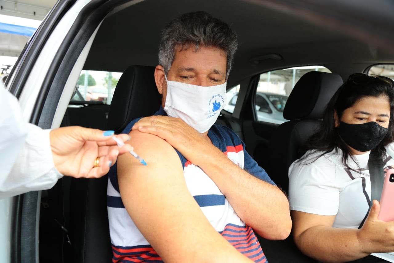 Aparecida já aplicou primeira dose da vacina contra covid em 33% da população adulta