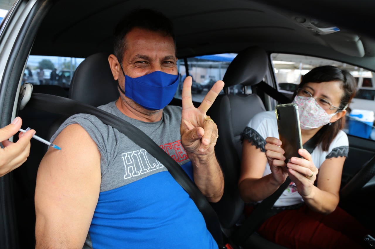 Vacinação contra Covid-19 em Aparecida continua neste sábado, 12