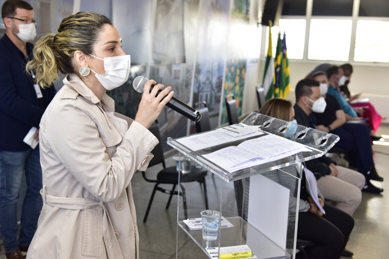 Conferência debate políticas públicas sobre assistência social em Aparecida