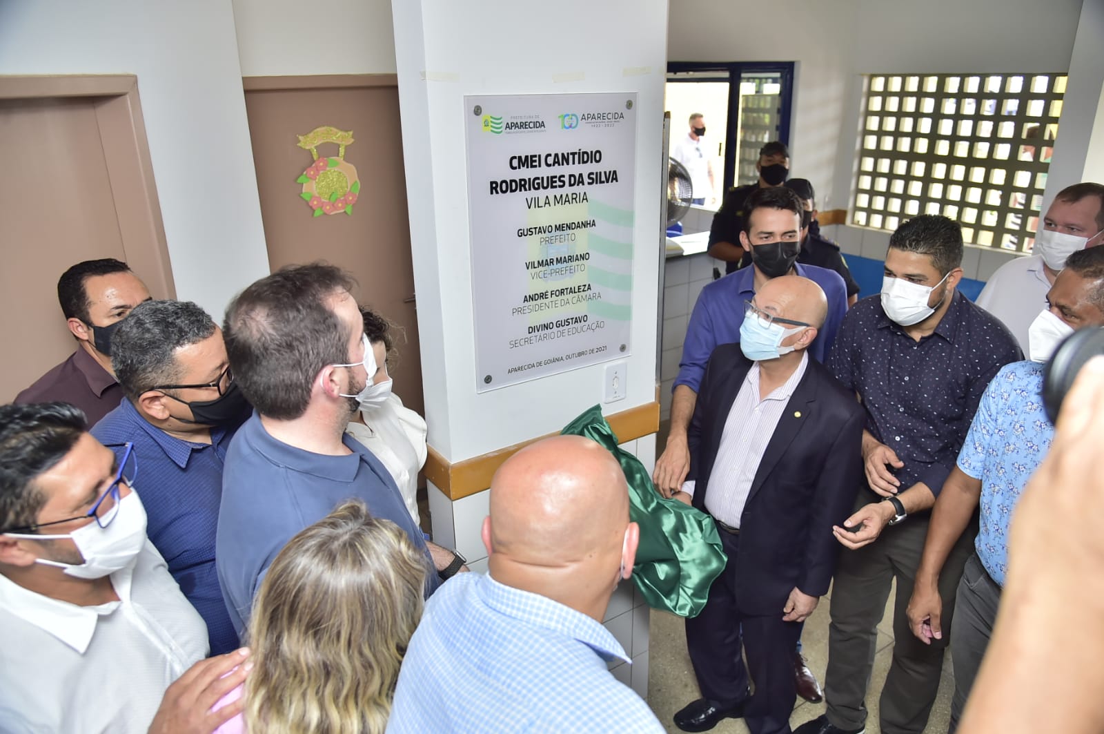 Prefeitura de Aparecida entrega série de obras para a população