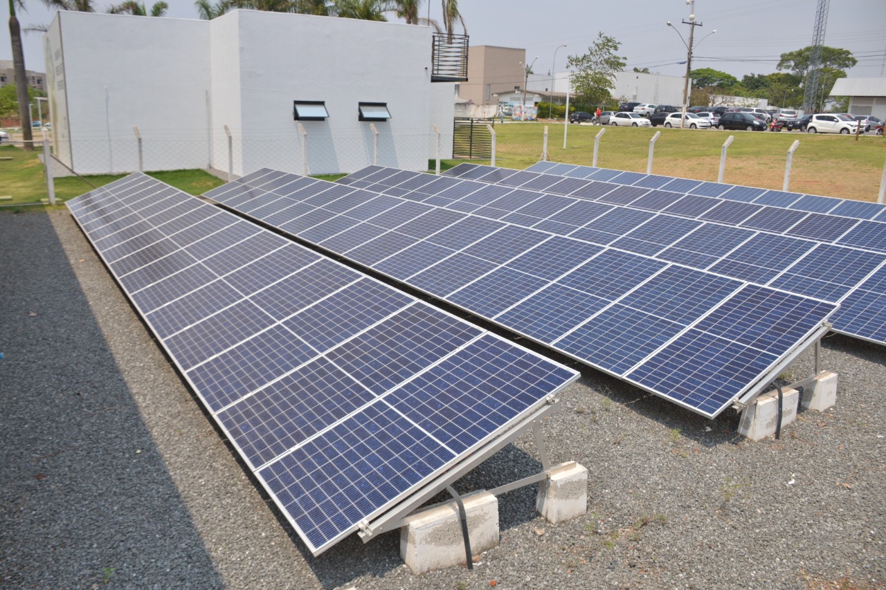 Prefeitura de Aparecida economiza R$ 2 milhões usando energia solar