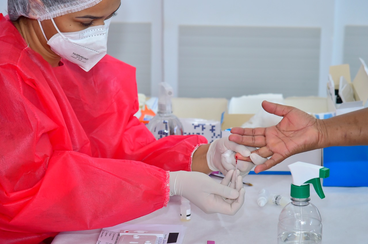 Dia Mundial de Luta contra a Aids é marcado com lançamento da Campanha Dezembro Vermelho, em Aparecida
