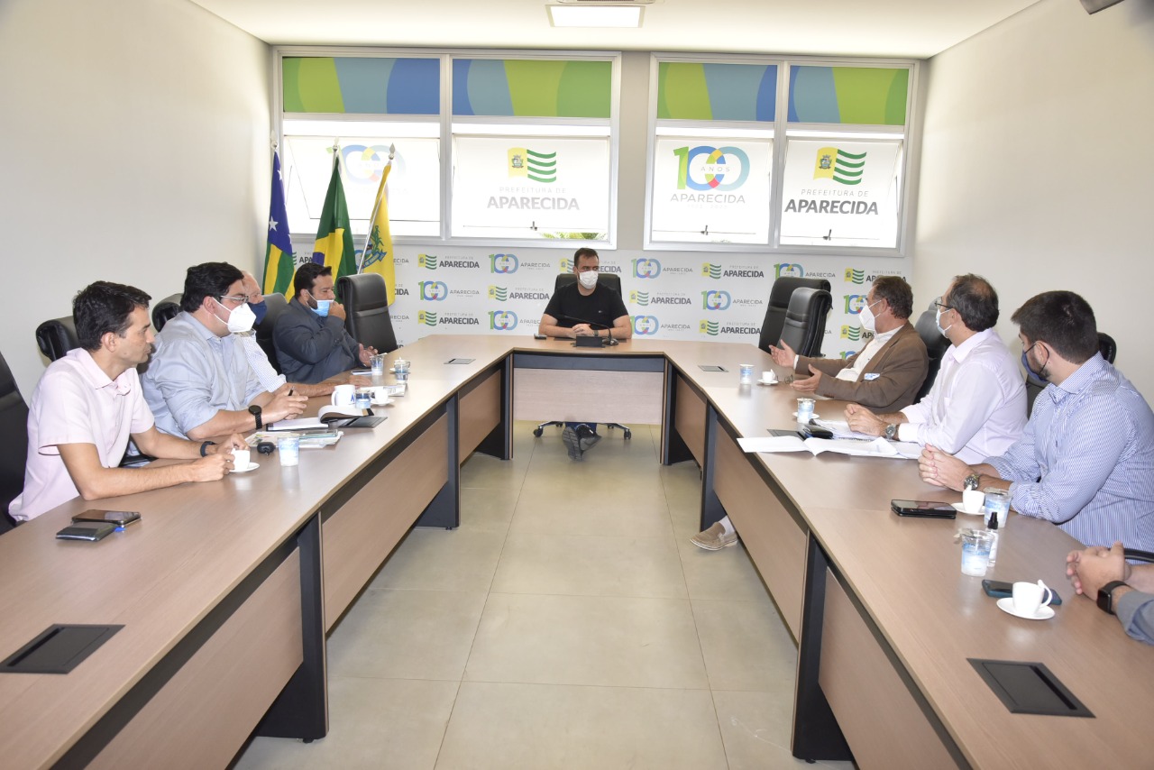 Prefeito Gustavo Mendanha busca solução definitiva para BR-153 sob o Córrego Santo Antônio, em Aparecida