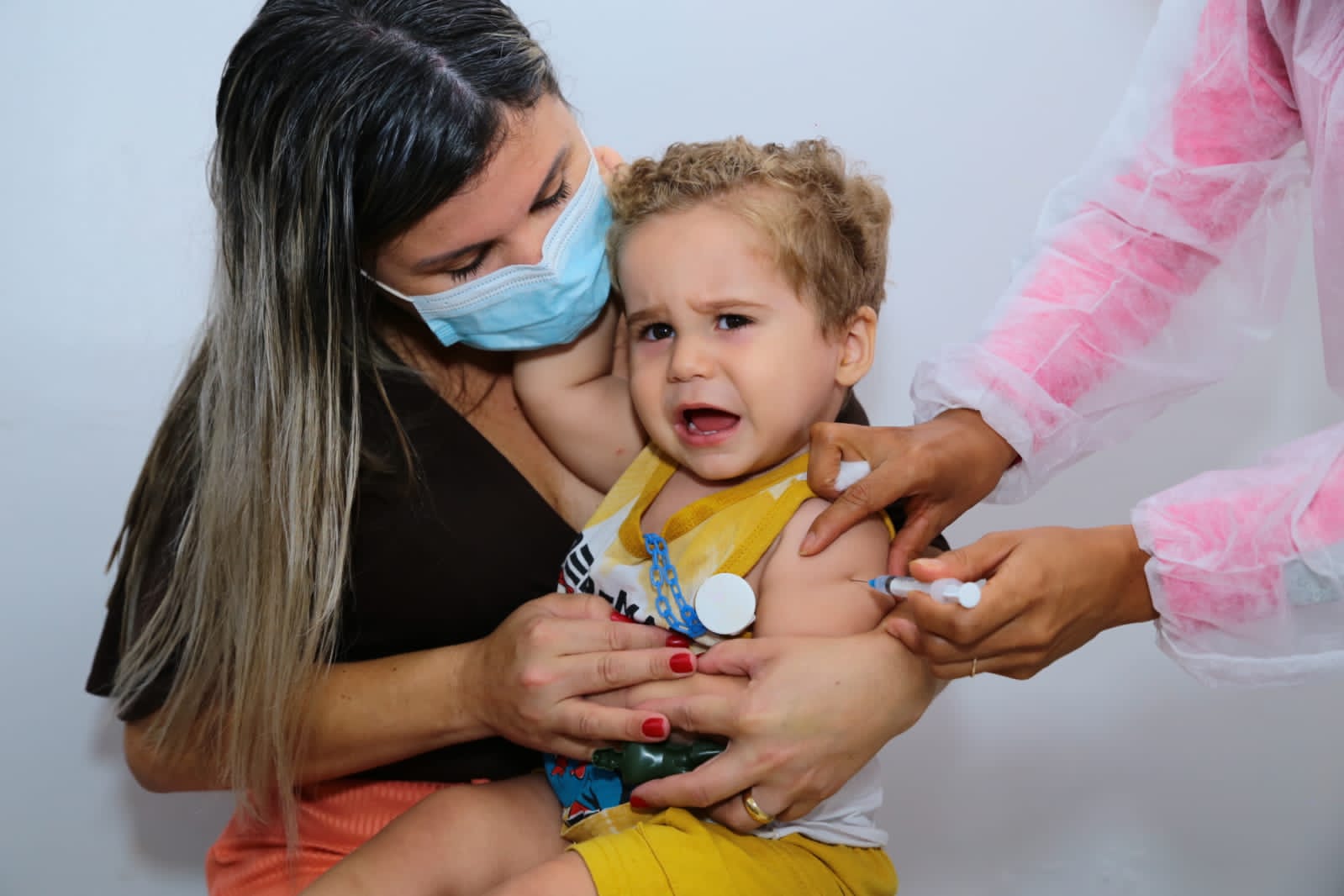 Saúde de Aparecida se mobiliza para imunizar moradores contra a Influenza e o Sarampo