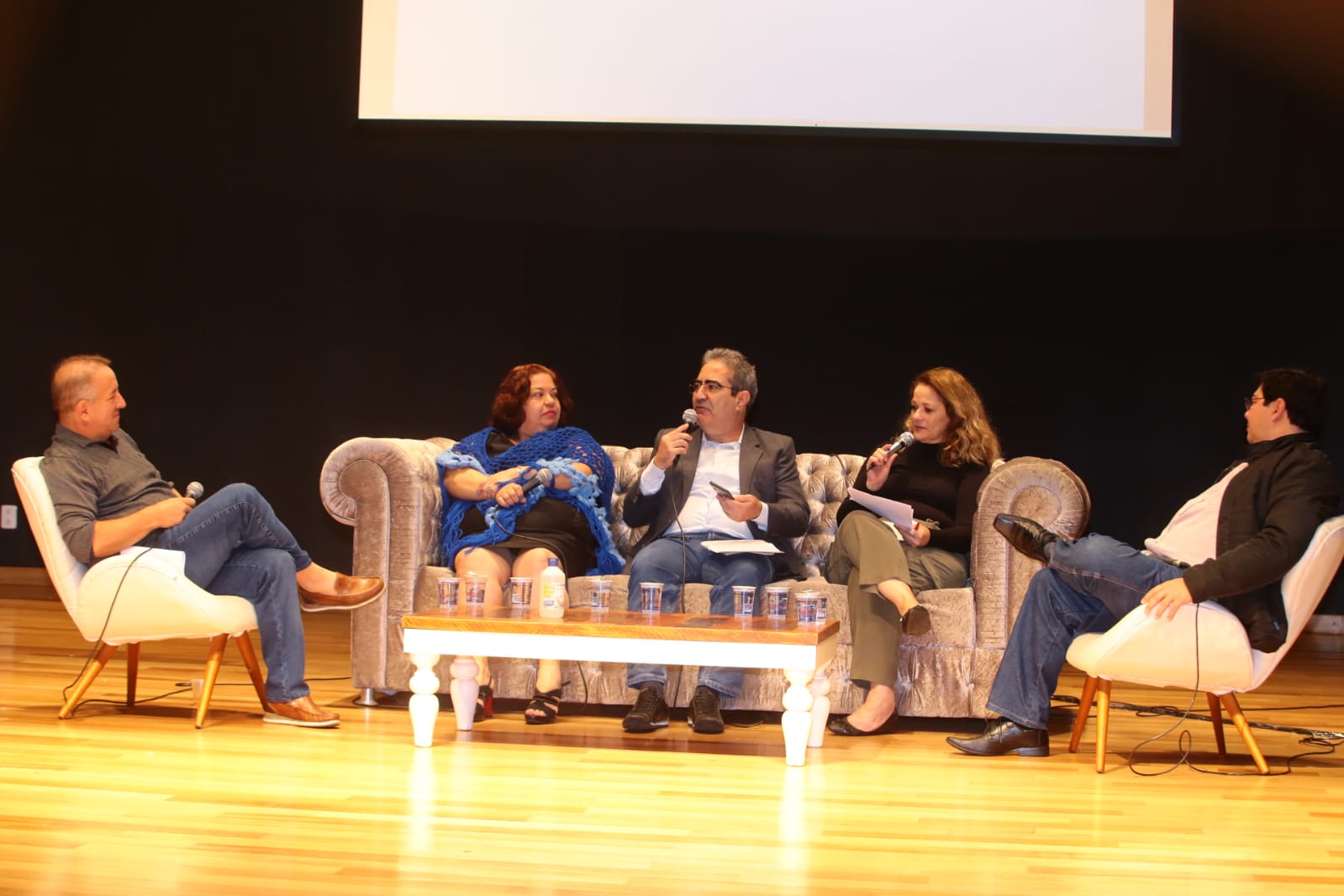 Programa de rádio destaca história, cultura e desenvolvimento de Aparecida