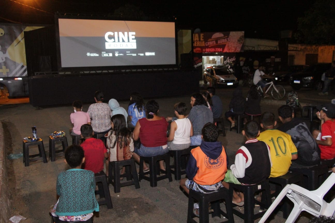 Cine Rodas encanta público de todas as idades em primeiro dia de exibição