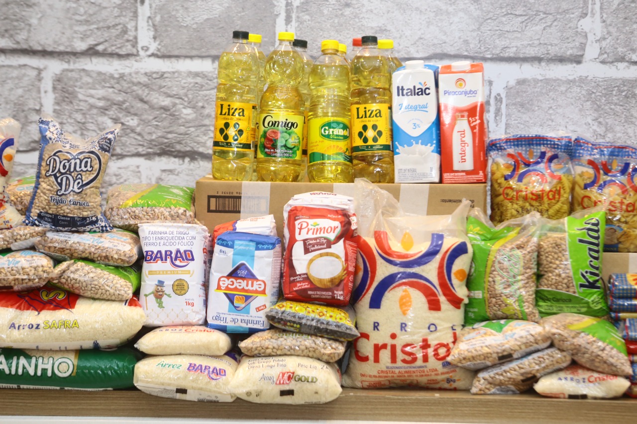 Assistência Social recebe 400 kg de alimentos doados pelo Buriti Shopping