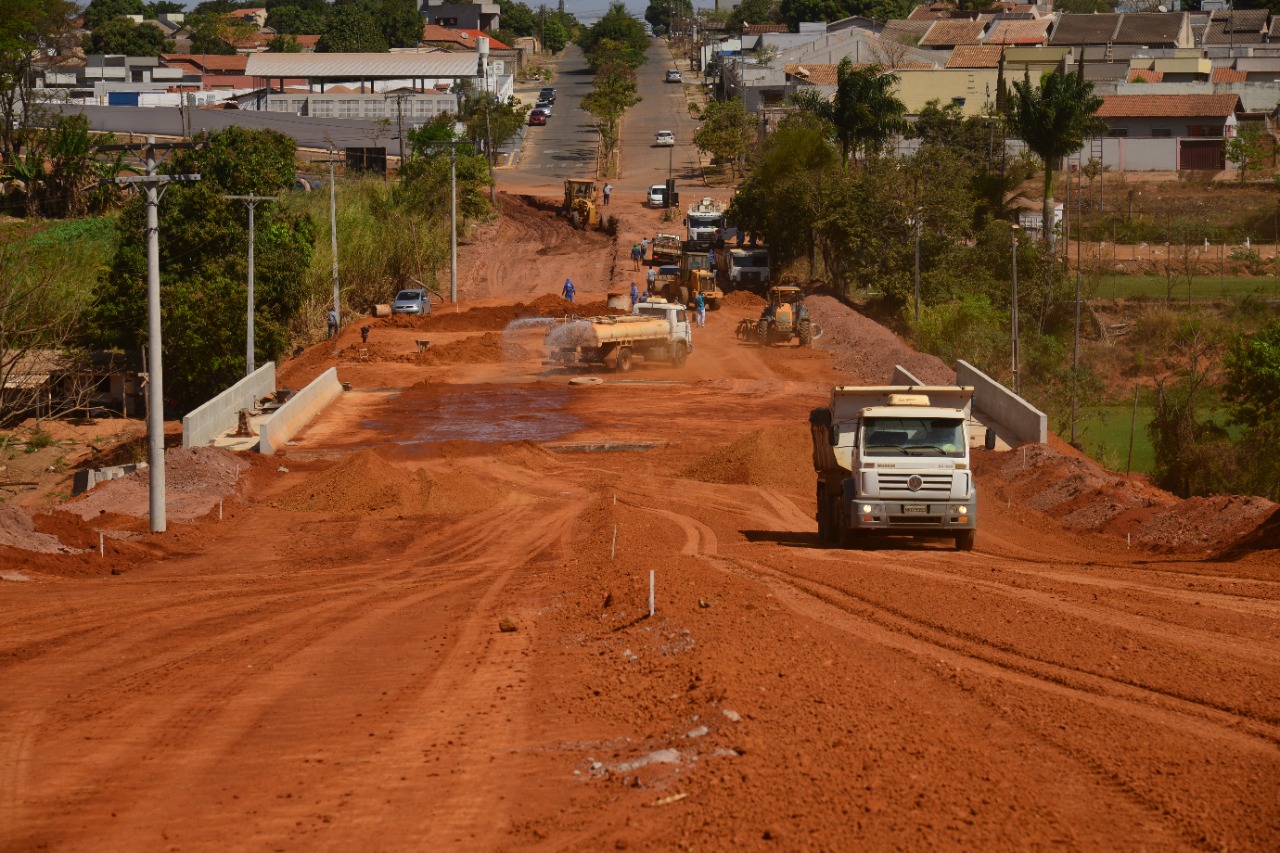 Principal ponte do Eixo Leste-Oeste 1 será concluída até setembro