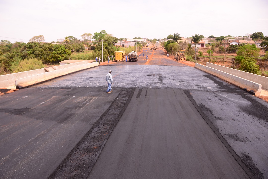 Eixo Leste-Oeste 01: obras da ponte Bairro Cardoso-Jardim Helvécia entram na reta final