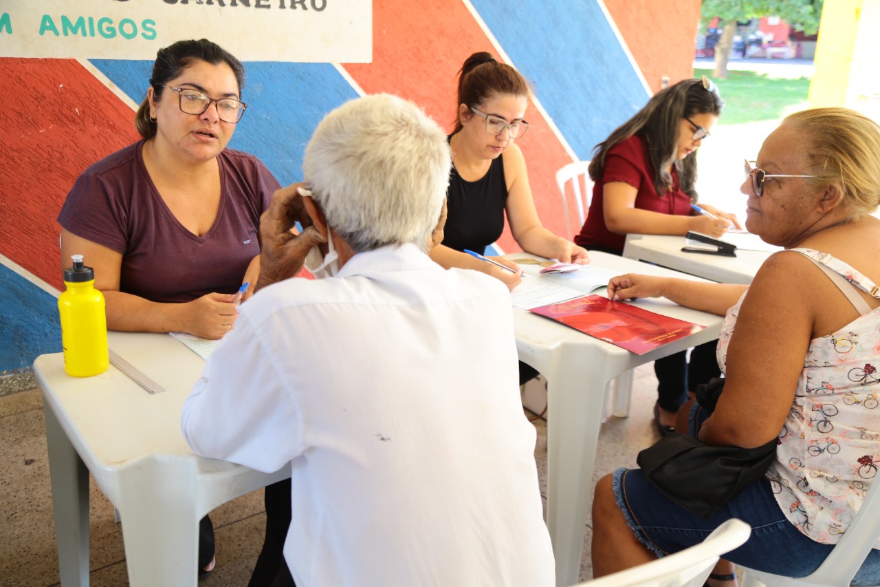 Força-tarefa da Prefeitura de Aparecida chama 15 mil famílias para atualizar o CadÚnico