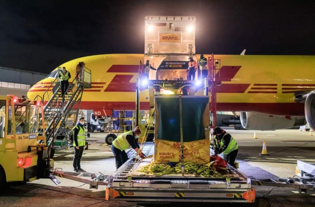 Aparecida de Goiânia recebe maior operadora logística do mundo, a DHL