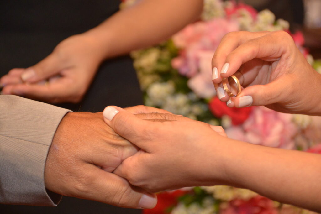 Casamento Comunitário em Aparecida formaliza união de 164 casais nesta sexta, 15