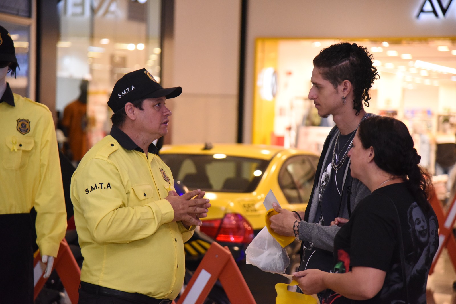 <strong>SMTA realiza campanha do Maio Amarelo e emissão do cartão para vagas especiais</strong>