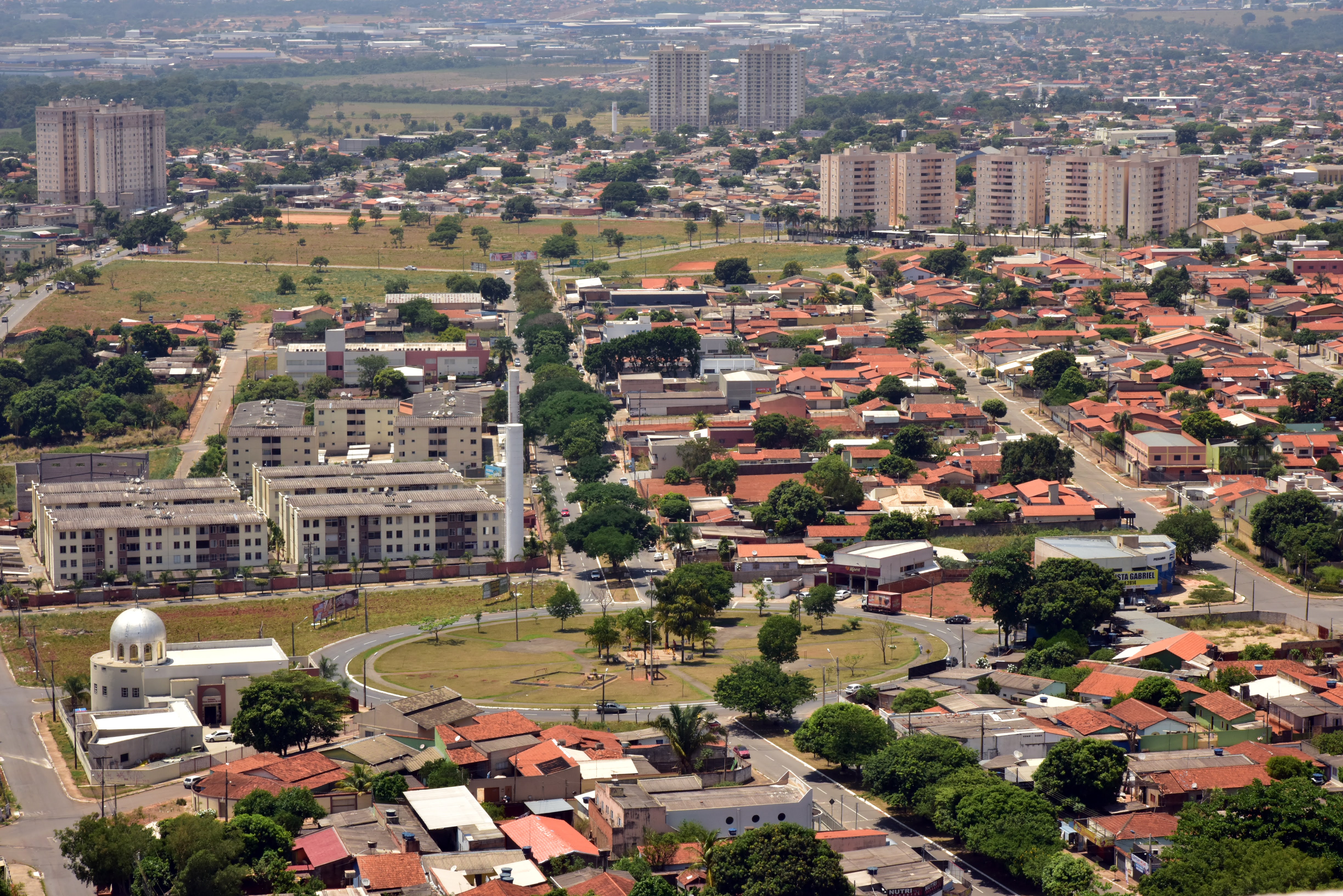 Aparecida de Goiânia recebe prêmio nacional por evolução em saneamento