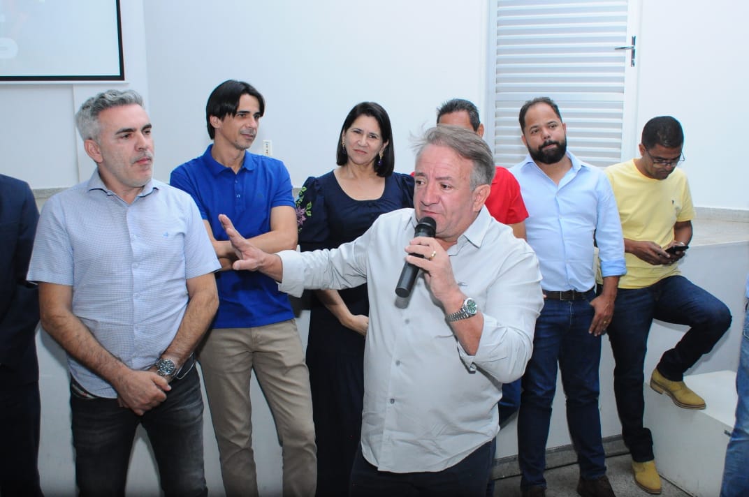 “Ouvir a população e resolver problemas”, diz Vilmar Mariano sobre Mutirão de Aparecida