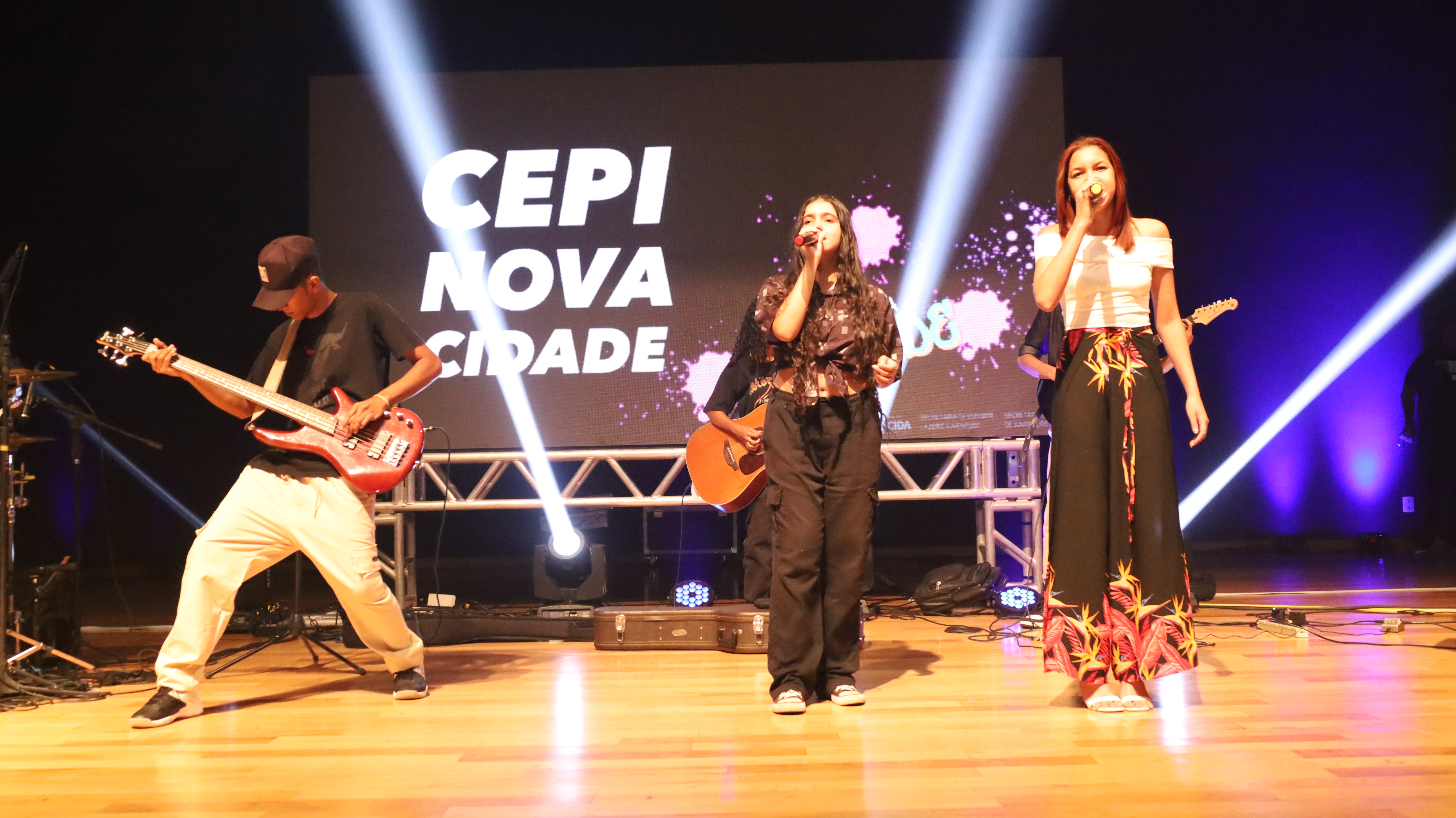 Apresentações musicais e homenagens marcam celebração do Dia Municipal da Juventude em Aparecida