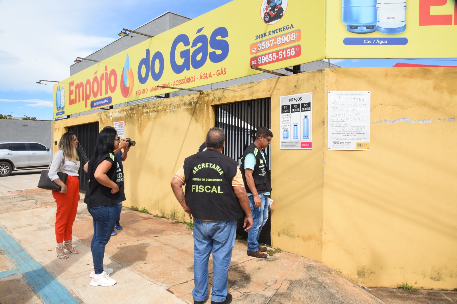 Procon fiscaliza revendedoras de gás