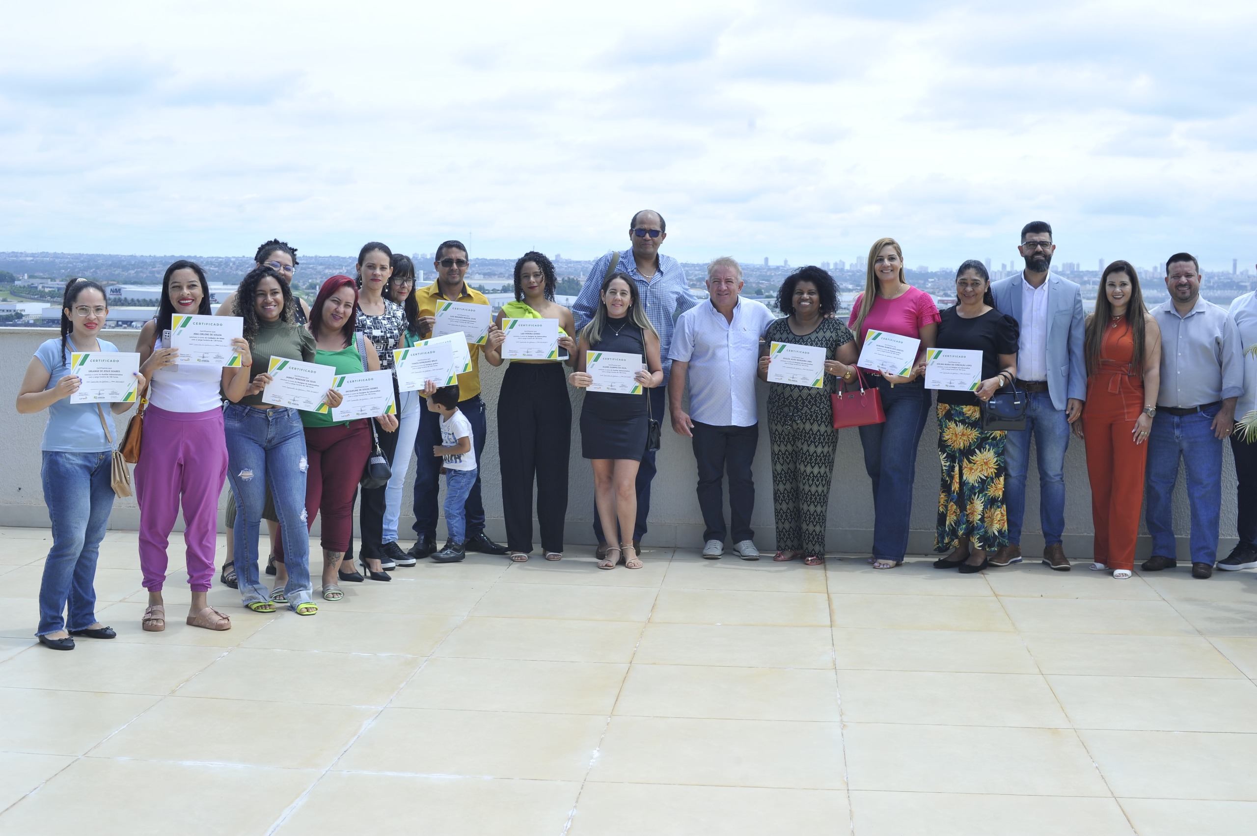 Qualifica Mais Aparecida forma 90 alunos