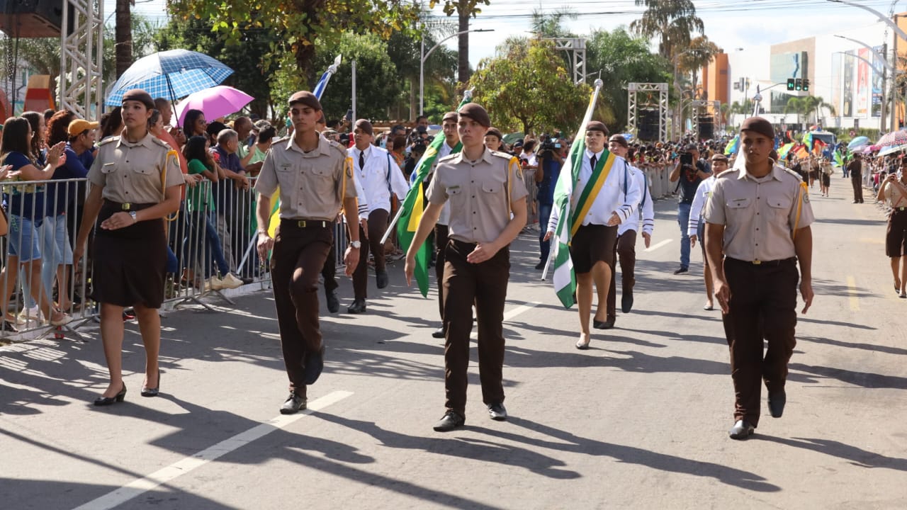 Aparecida de Goiânia celebra 102 anos com desfile cívico repleto de cultura e tradição