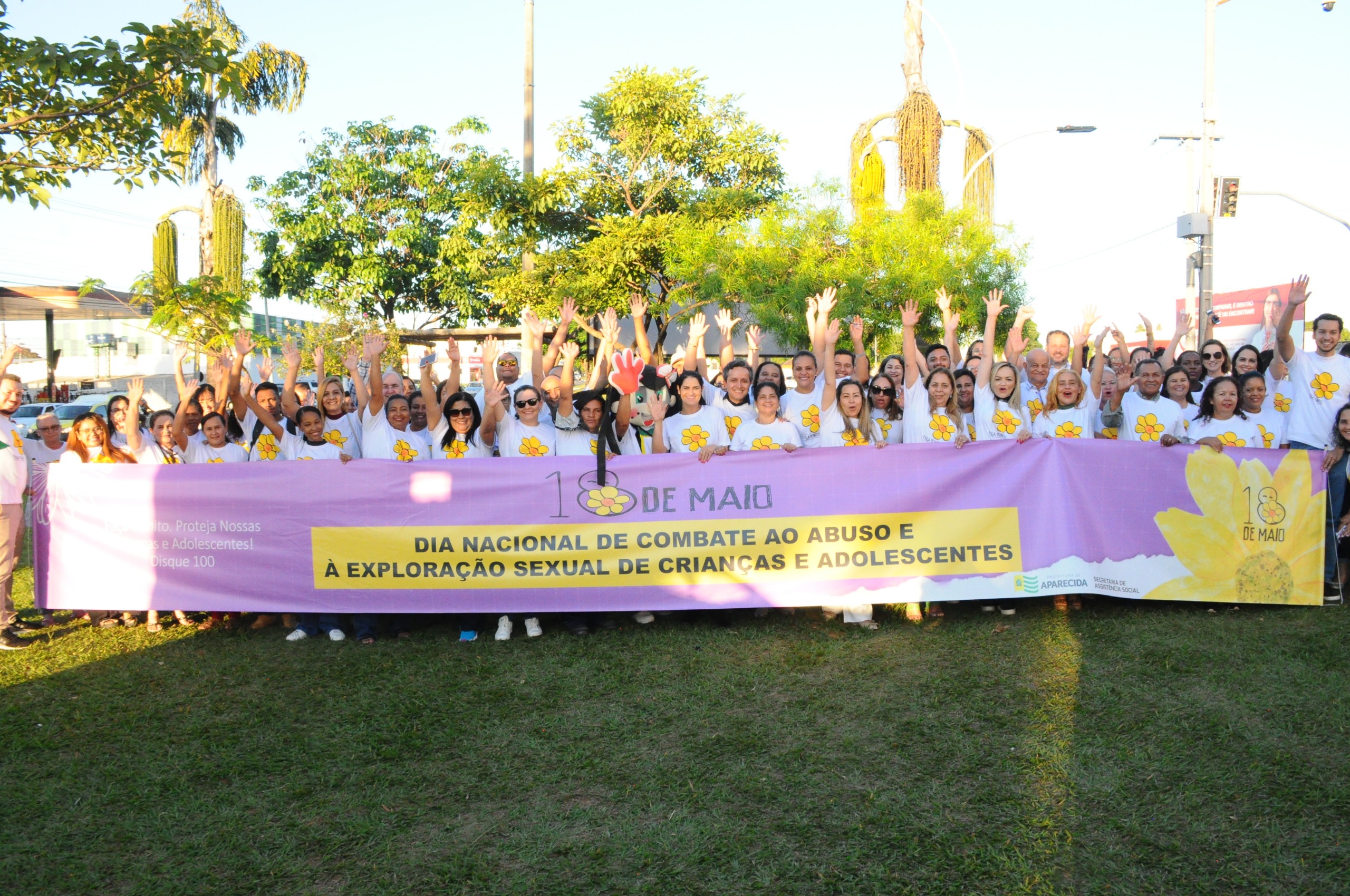 População de Aparecida é conscientizada sobre a luta contra abuso e exploração sexual infantil