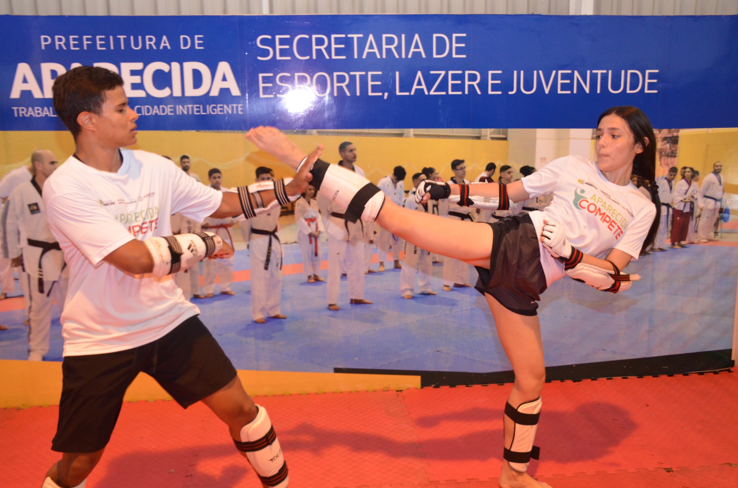 Atletas de taekwondo vão representar Aparecida em competição nacional no Rio de Janeiro
