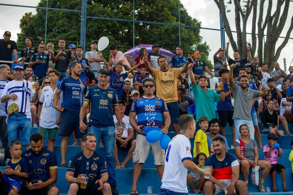 Aparecida de Goiânia torcida da Aparecidense