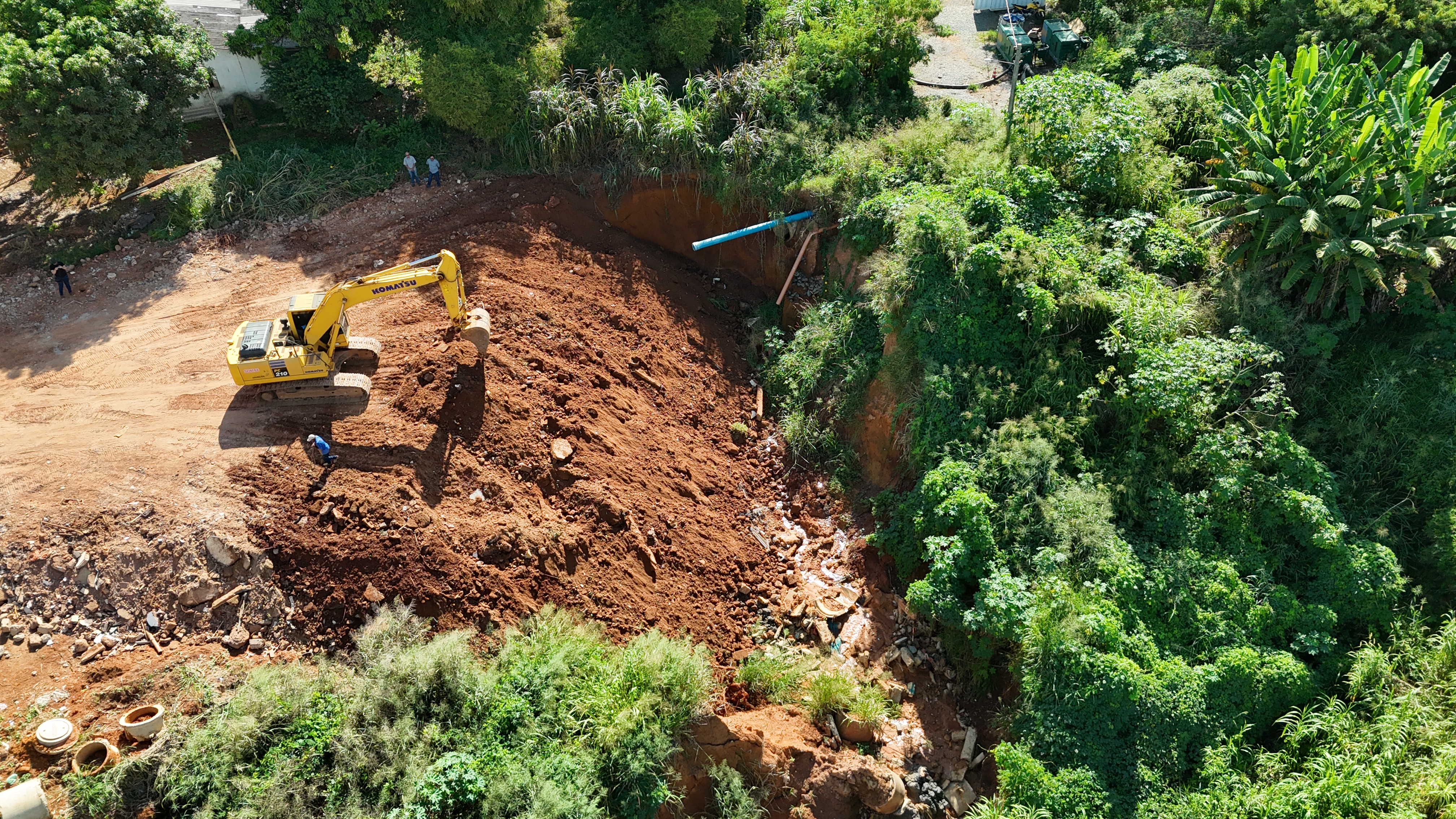 Gestão do prefeito Vilela inicia obra de recuperação de erosão no Jardim Miramar