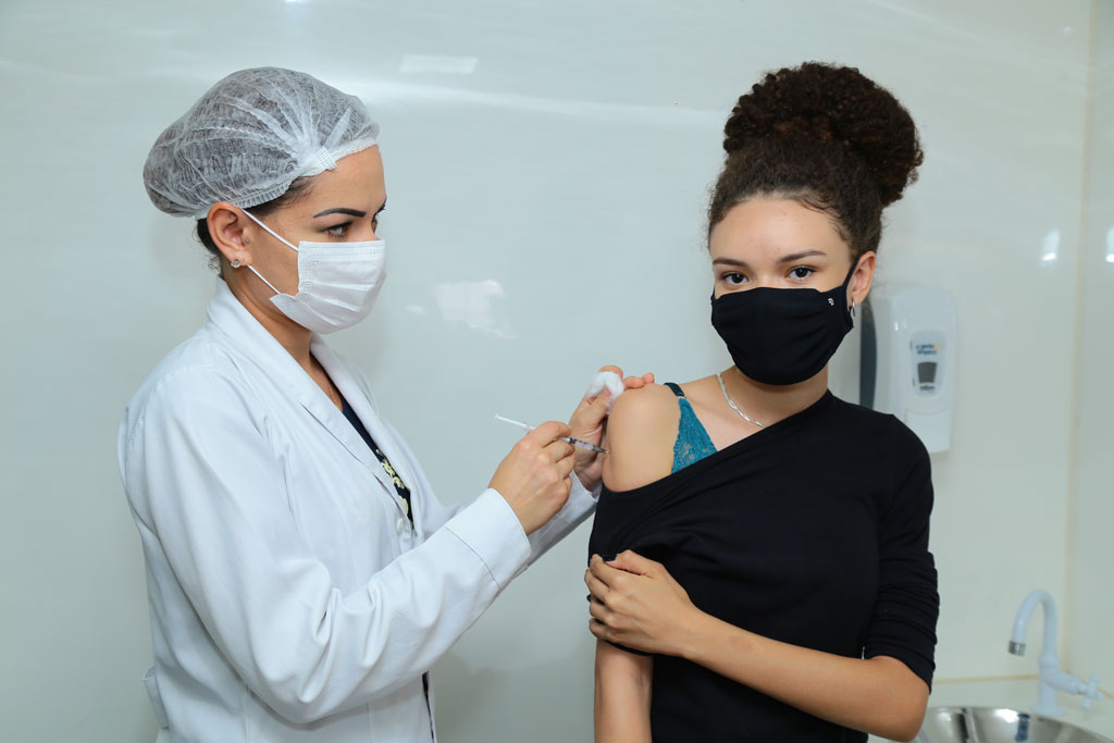 Prefeitura de Aparecida reforça vacinação contra o HPV nesta sexta, 27, no Parque da Família