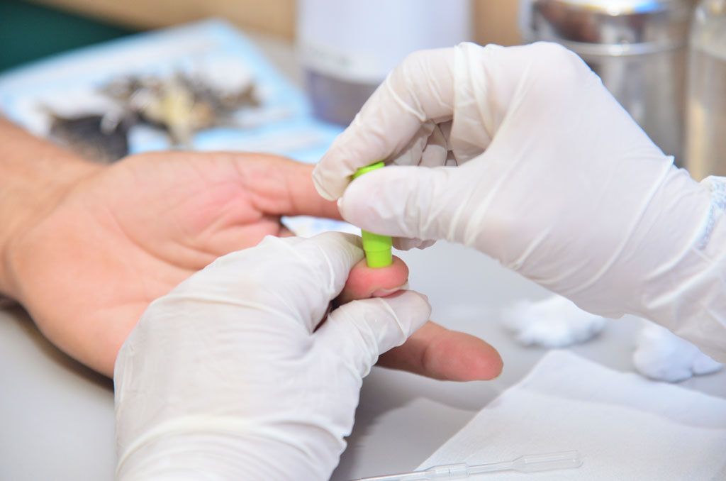 Saúde de Aparecida alerta para a necessidade de testagem e vacinação contra as hepatites virais