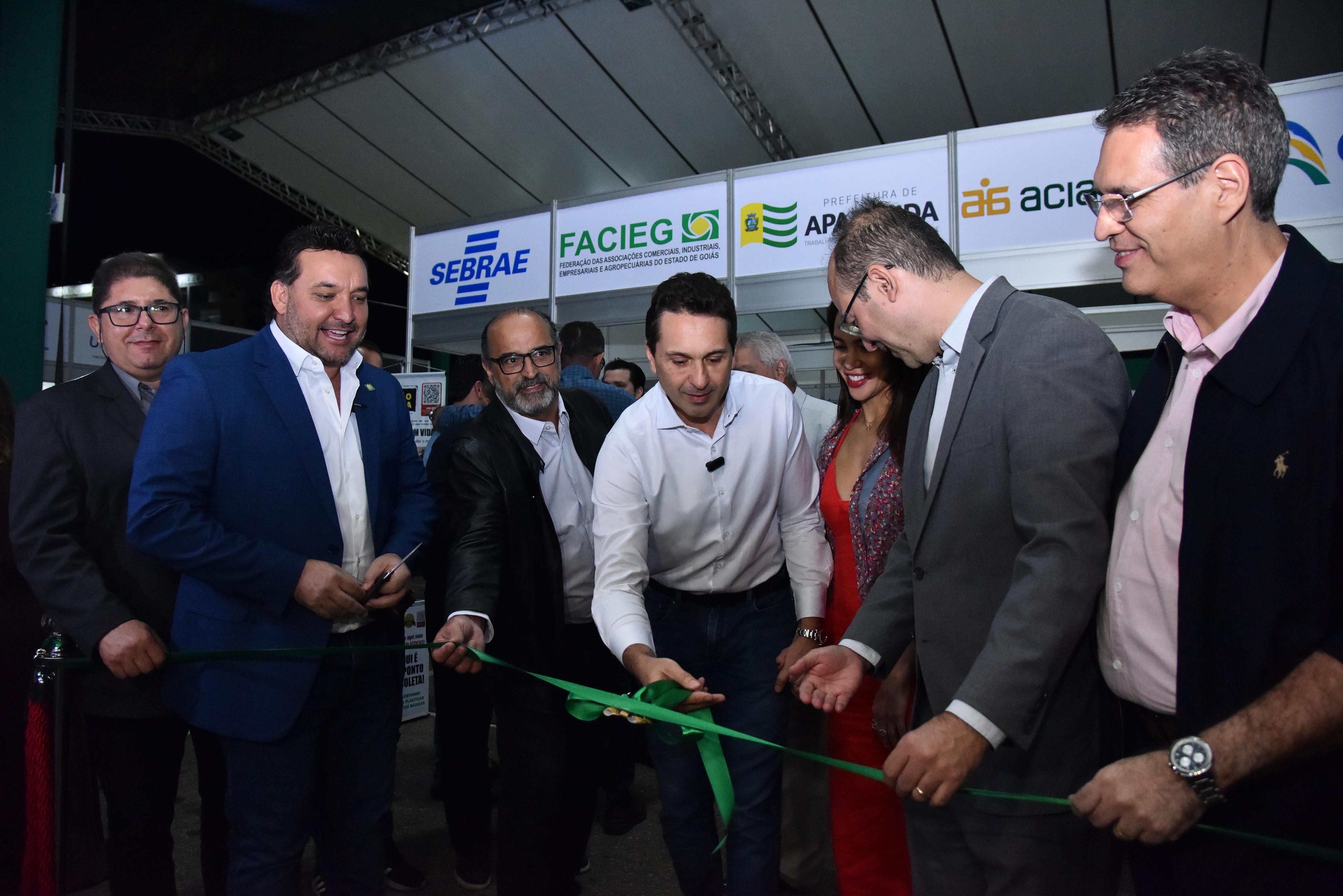 Expo Conecta e Arraiá da Cultura: 1ª noite exalta empreendedorismo em Aparecida