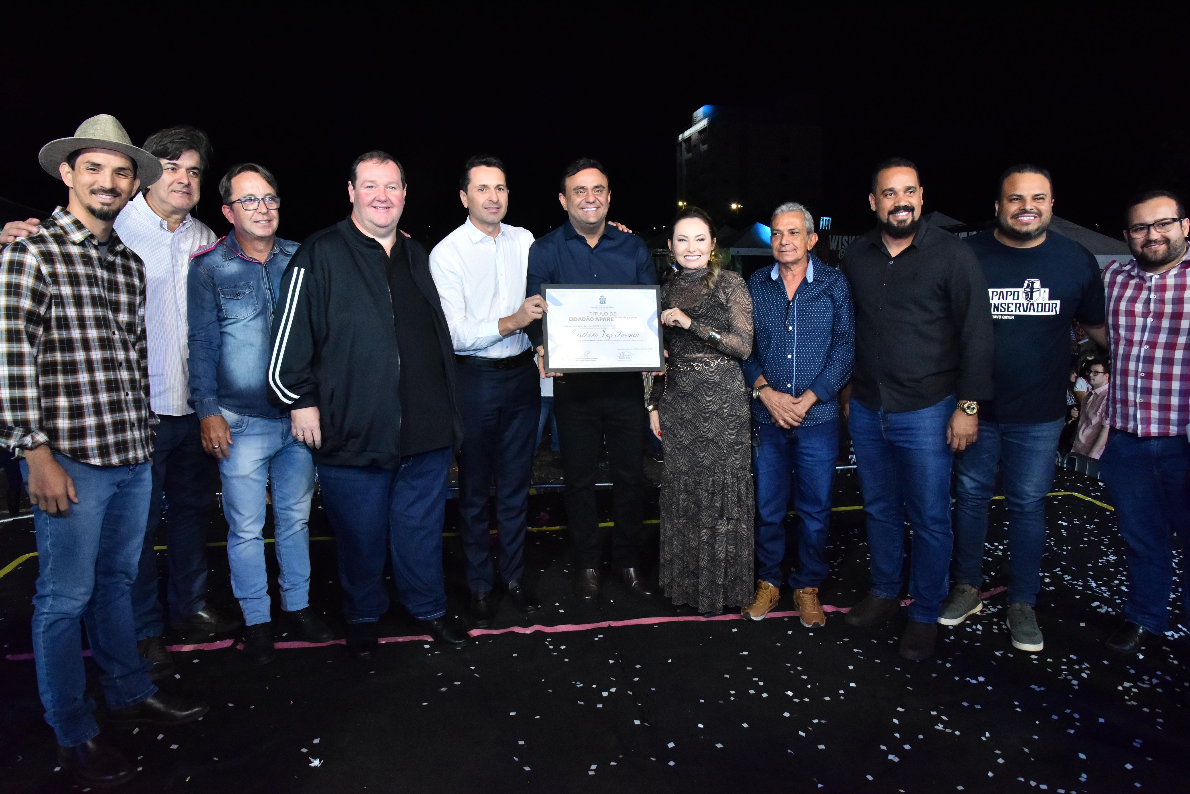 Festa do milho reúne 5 mil pessoas em celebração à cultura popular e à economia solidária
