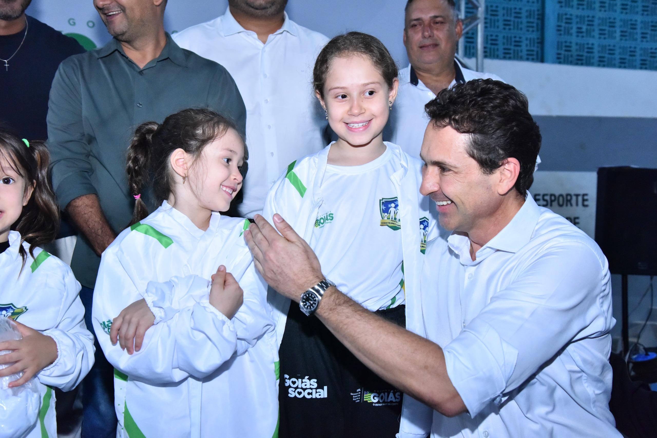 Parceria entre Prefeitura e Governo do Estado garante participação de atletas do município em Copa de lutas marciais