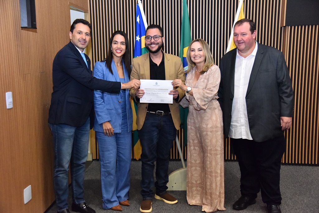Vilela enaltece dedicação dos médicos na saúde pública de Aparecida