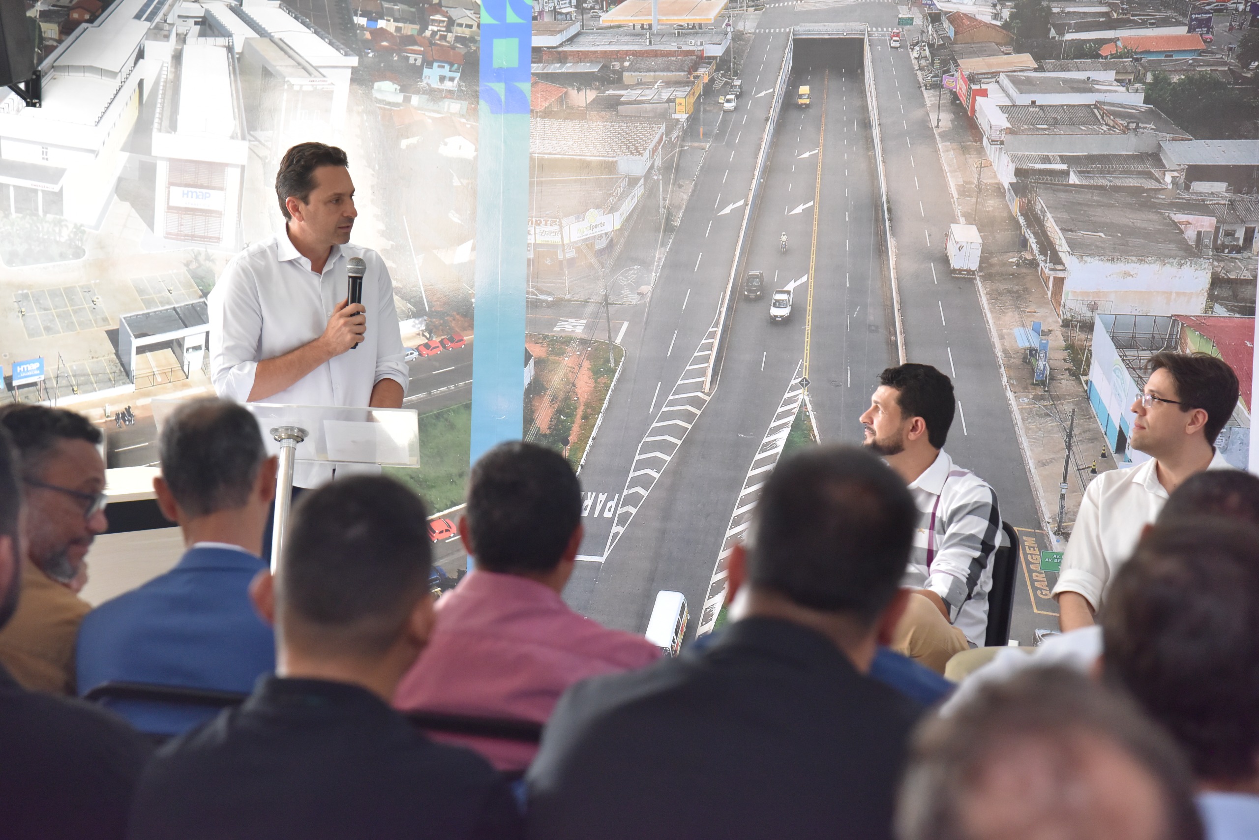 Prefeitura, MP, Câmara, Equatorial e empresas de telefonia definem organização da fiação nos postes de Aparecida