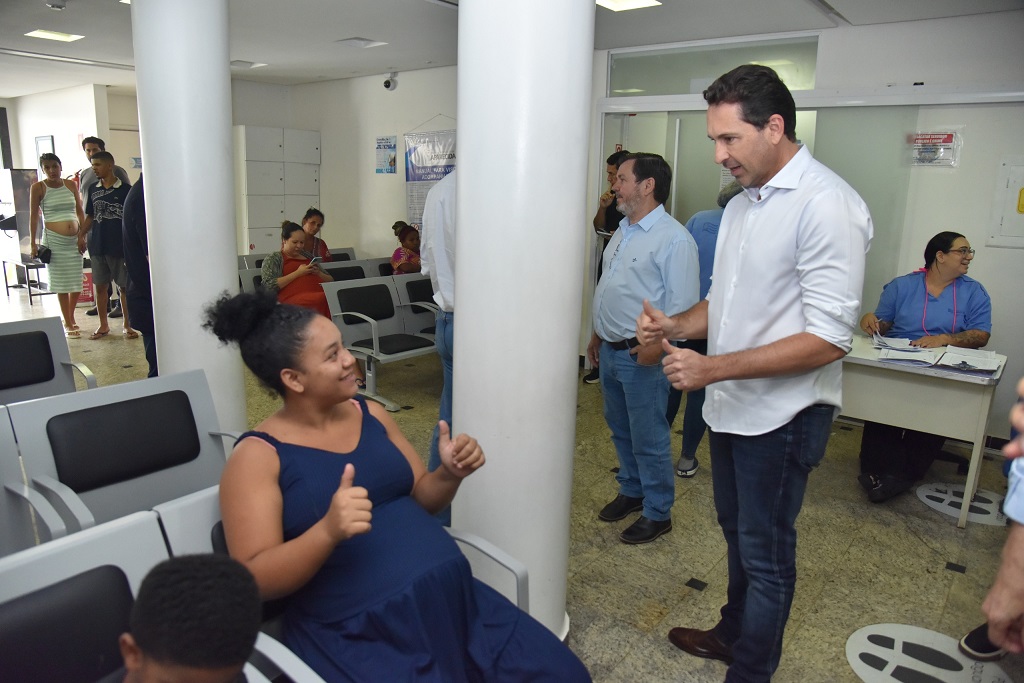 Prefeito Vilela confere qualidade dos serviços da Maternidade Municipal de Aparecida
