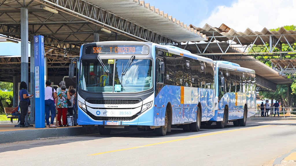 Terminal Cruzeiro passa a contar com linhas de meia tarifa