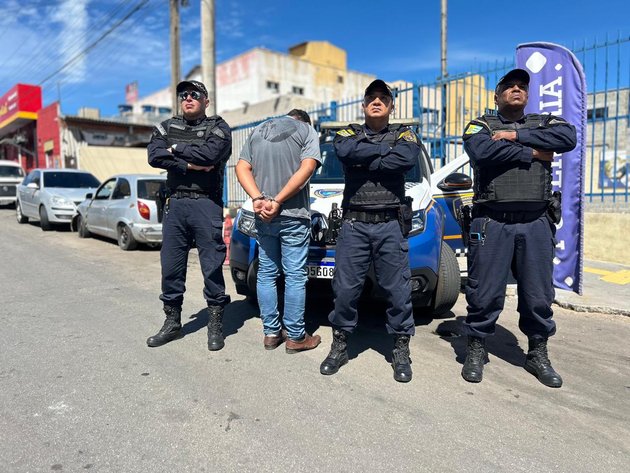 GCM de Aparecida resgata idosa vítima de maus-tratos e prende suspeito no Veiga Jardim