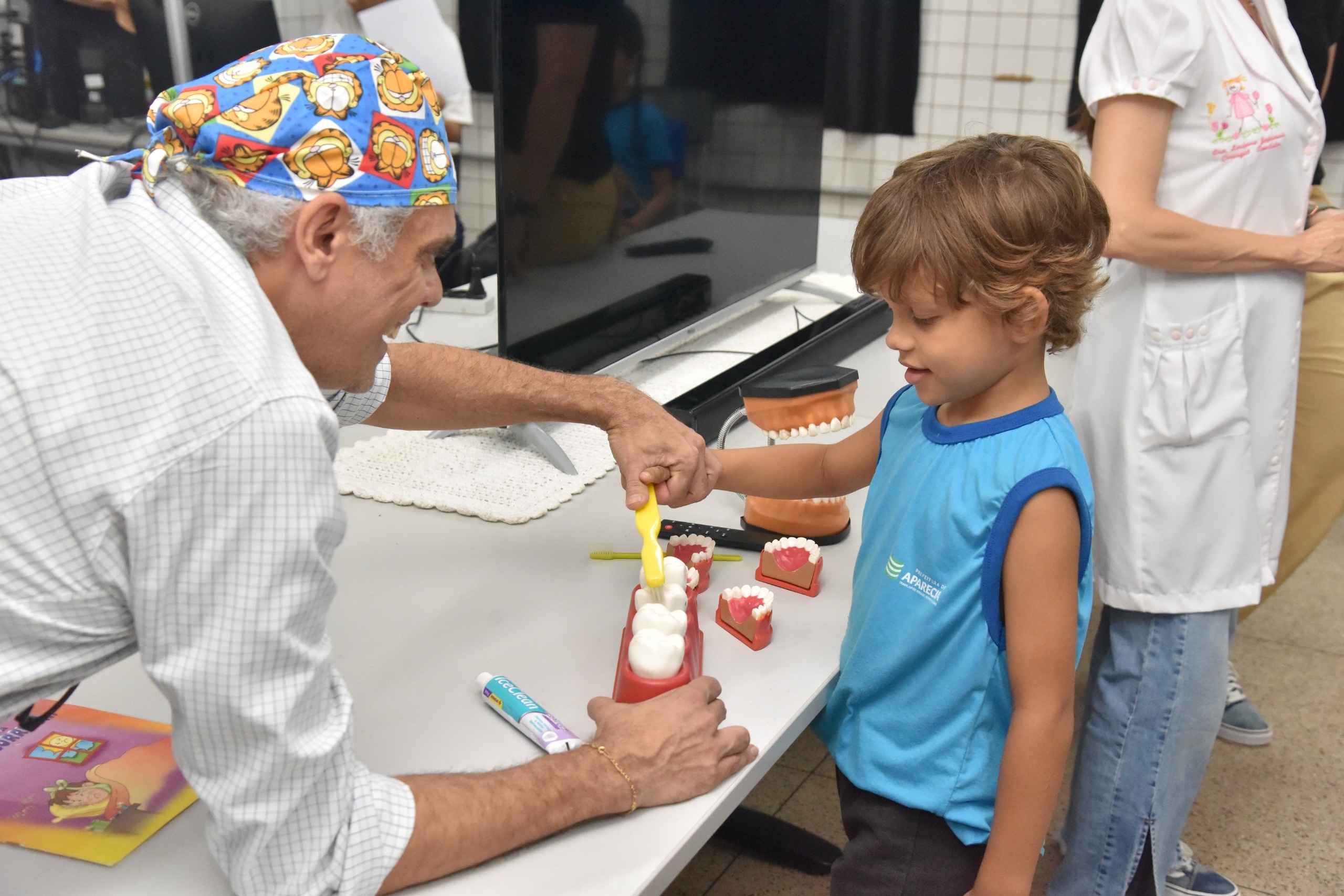 Aparecida promove ação nas escolas para fortalecer a saúde bucal das crianças