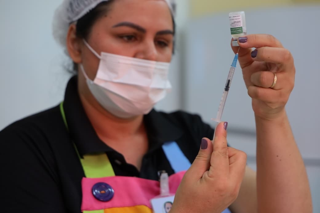 Aparecida realiza vacinação infantil em CMEIs e escolas conveniadas para ampliar a proteção coletiva