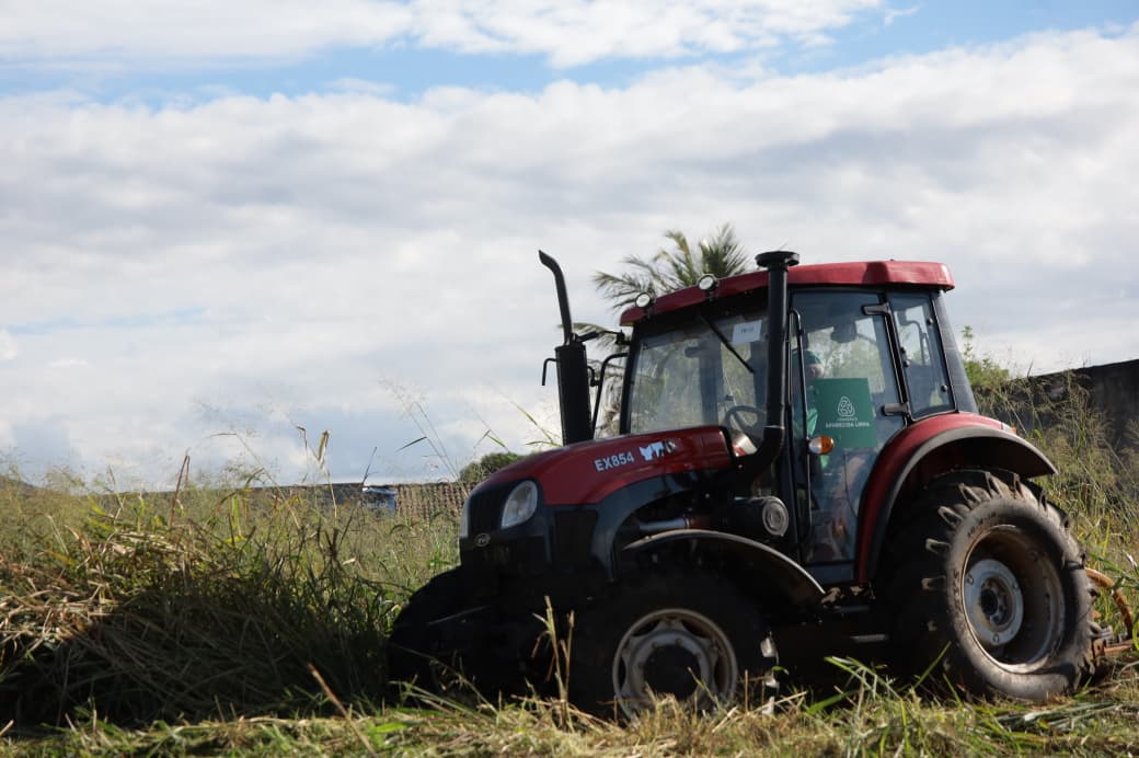 Zeladoria de Aparecida tem equipes trabalhando em 34 bairros nesta semana