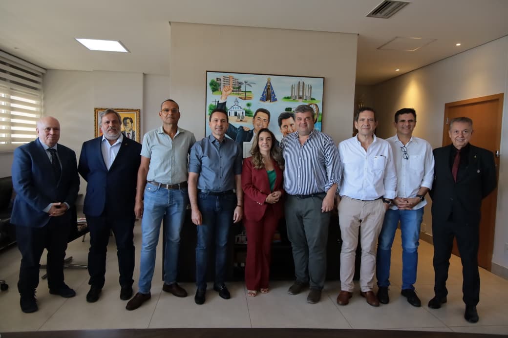 Prefeitura de Aparecida amplia diálogo para cooperação econômica e tecnológica durante visita de missão portuguesa à cidade