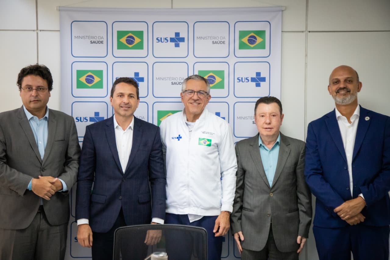 Leandro Vilela articula em Brasília novos investimentos para a saúde de Aparecida