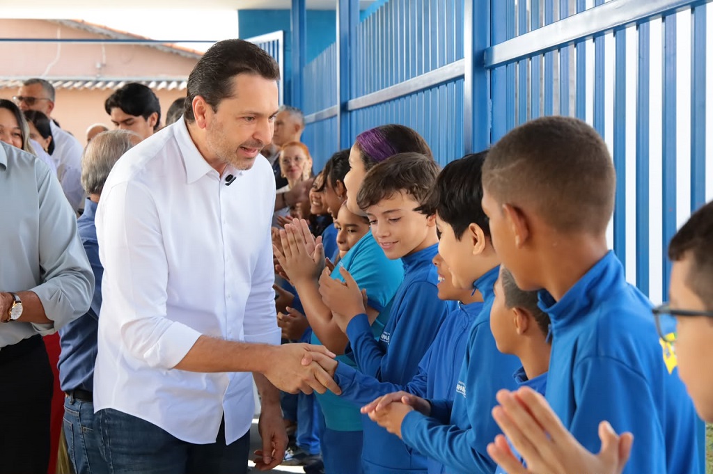 Rede municipal de ensino de Aparecida melhora desempenho no IDEB em 2025