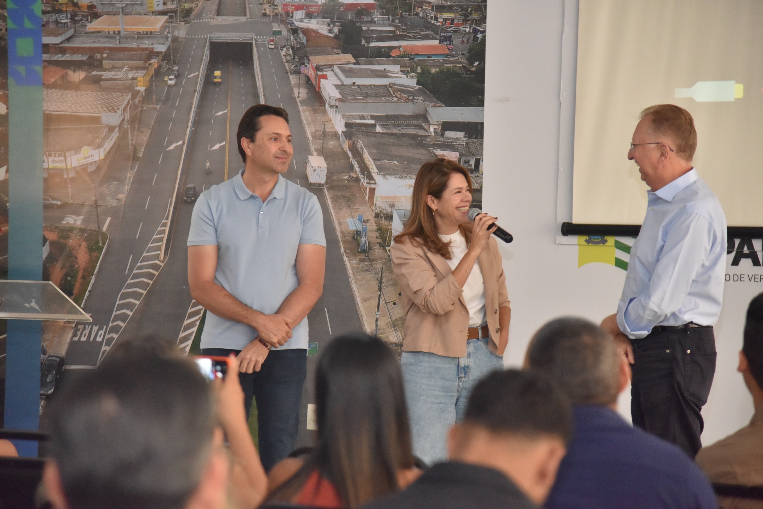 Prefeitura e escolas conveniadas se reúnem para alinhar ações e fortalecer parceria na Educação